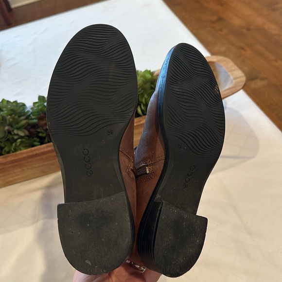 Ecco Hobart Harness leather riding boots with gold hardware women’s size EU 36 - Picture 5 of 9